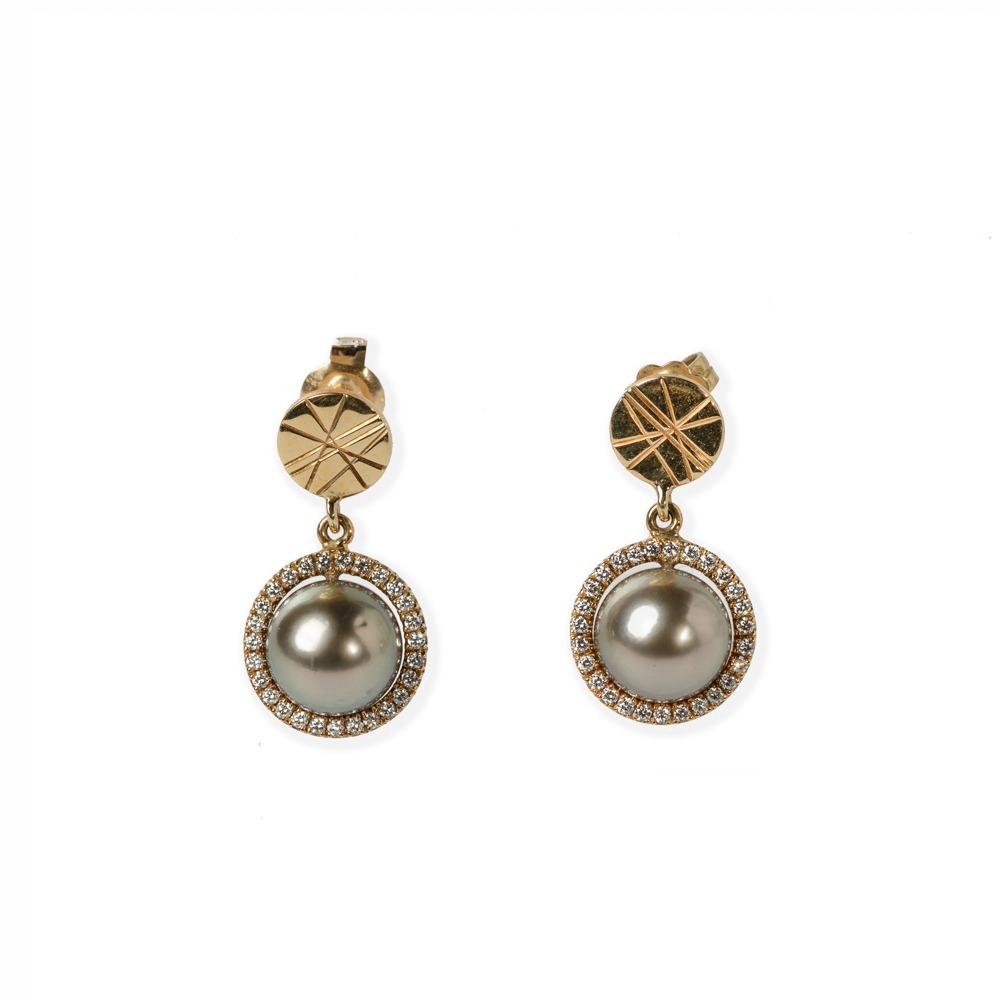 Pearl and Diamond Daisy Earrings Earrings with Daisy logo. A pearl surrounded by small diamonds