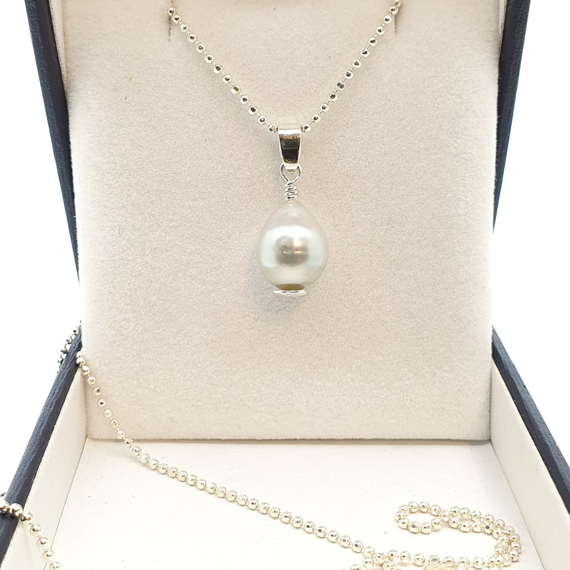 Silver Freshwater Pearl Necklace
