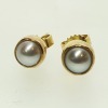 Earstuds with White Pearl Earstuds with White Pearl